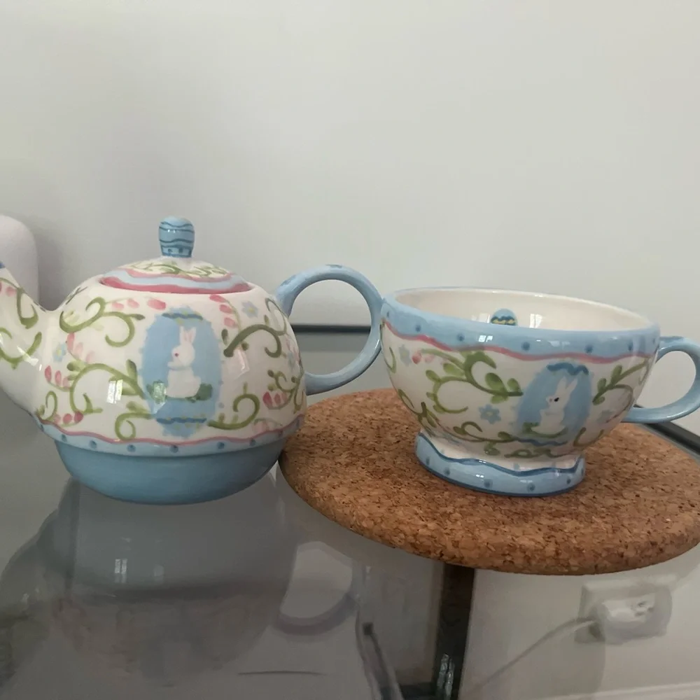 Teapot set for one new